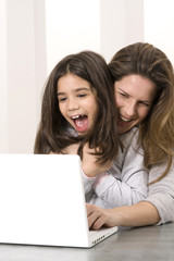 Mutter Kind Laptop 11