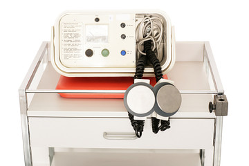 Defibrillator