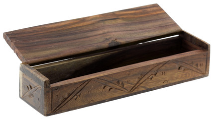 plumier bois ouvert, fond blanc