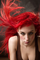 Ragazza capelli rossi