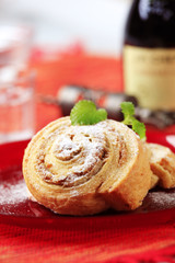 Nut rolls