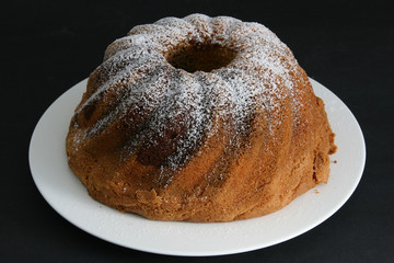 Mamor-Gugelhupf