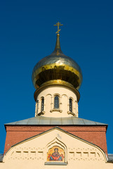 Fototapeta na wymiar Russian orthodox church cupola