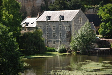 Fototapeta premium Maison au bord de l'eau