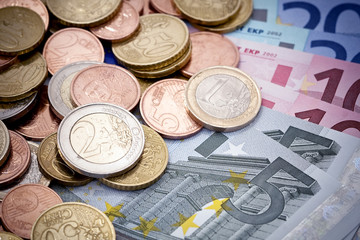 Pièces de monnaie et billets d'euro