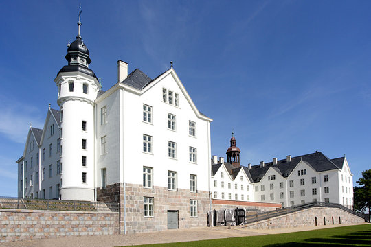 Pl&ouml;ner Schlo&szlig; fielmann akademie