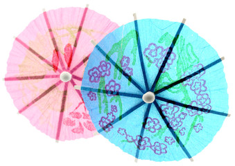 ombrelles orientales multicolores, cocktail, fond blanc