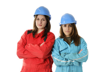 jeune apprentis en salopette et casque