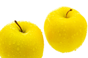 two apples with drops.