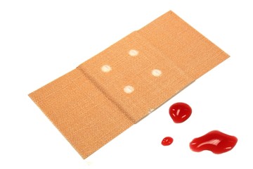 Pflaster mit Blutspritzern