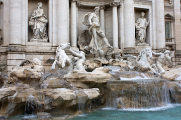 Fototapeta na wymiar Fontana di Trevi Zbliżenie