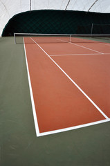 Tenis line on court