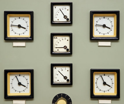 Old Precisition Clock - Alte Pr&auml;zisions Uhr