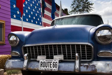 Foto auf Acrylglas Auto und USA-Flagge 2 © zimagine