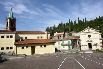 zovencedo piazza provincia vicenza