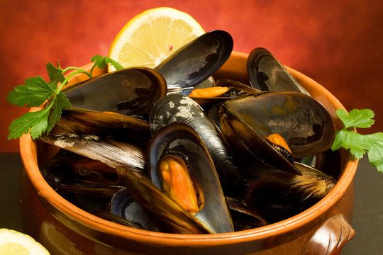 Ciotola Con Zuppa Di Cozze