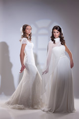 Naklejka premium Young Brides