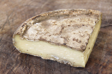 Tomme ceronnée
