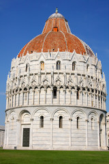 Fototapeta premium Cathedral complex in Italian city Pisa