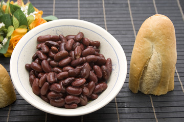 Kidney Bohnen mit Baguette