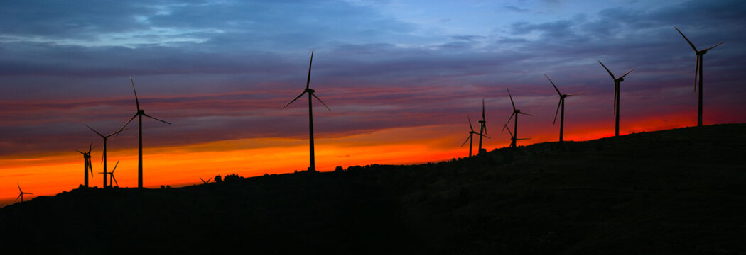 Aerogeneradores  E&oacute;licos