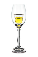 empty and full wineglass