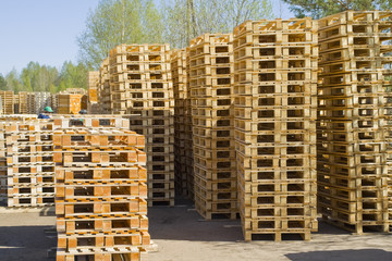 Wooden Shipping Pallets