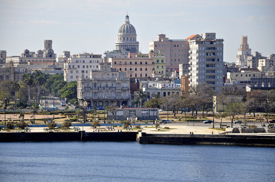 Habana Skyline with Capitol