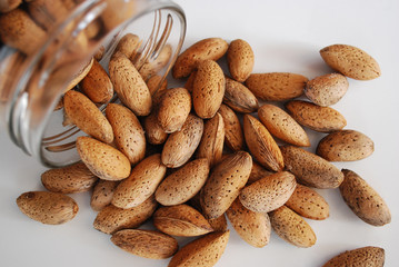 El tarro de las almendras