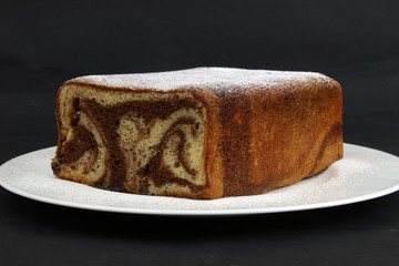 marmorkuchen am Teller