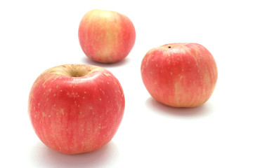 Fototapeta na wymiar three apples.