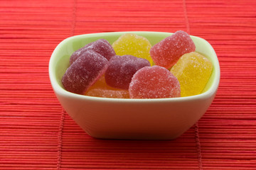 gommose sfondo rosso