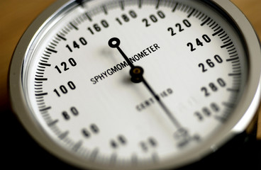 Blood pressure meter