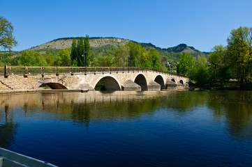Fototapeta na wymiar Saalebrücke