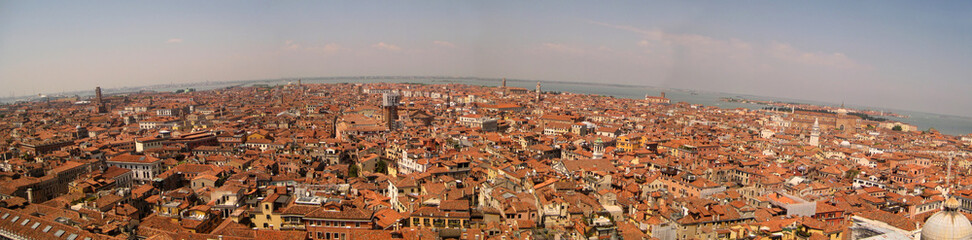 Fototapeta na wymiar Widok Wenecji z góry