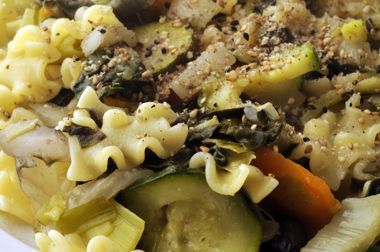 Mafalda corta alle verdure e gomasio