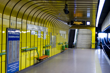 peron metra © Kalinowski Łukasz
