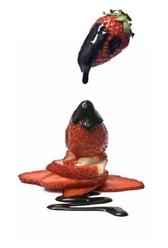 Fresas escurriendo chocolate.