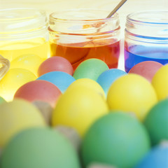 Fototapeta na wymiar Easter eggs' coloration