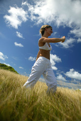 Fototapeta premium Femme faisant des exercices de relaxation