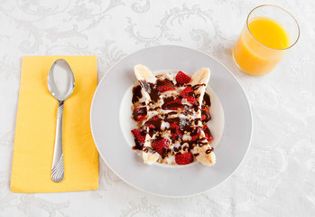 breakfast banana split