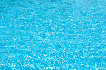 Water and sun reflections