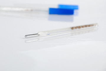 a clinical thermometer