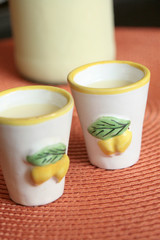 Crema di limoncello in bicchierini di Vietri
