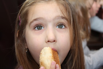girl with bread