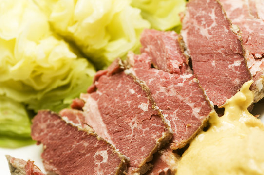 corned beef and cabbage with mustard