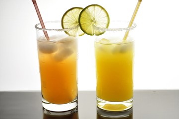 cold drinks with lemon