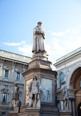 Obraz premium Monumento a Leonardo da Vinci, Milano
