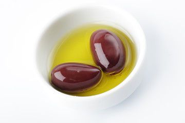 Olives in olive oil