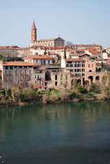Le vieux village d'Albi et le Tarn